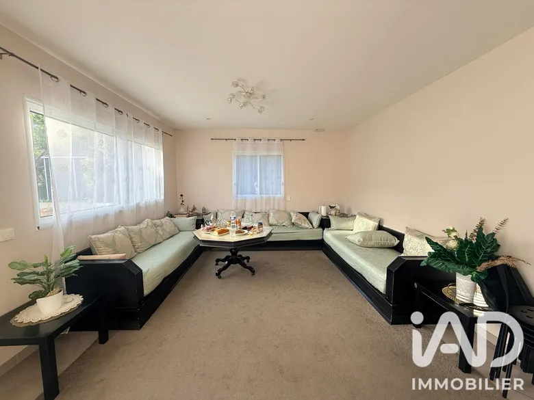 Maison 9 pièces 212 m² · à Vezin-le-Coquet · 212 m² · 454 900 €