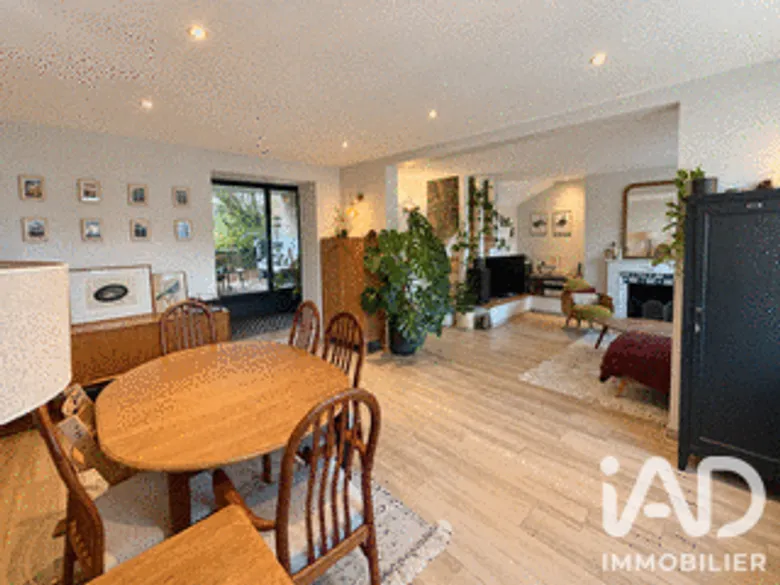 Maison 5 pièces 141 m² · à Saint-Léonard · 141 m² · 299 000 €