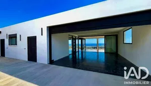 House in La Possession (97419)