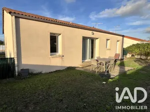 Maison à Treize-Septiers (85600)