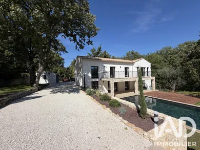 Maison à Châteauneuf-Grasse (06740)