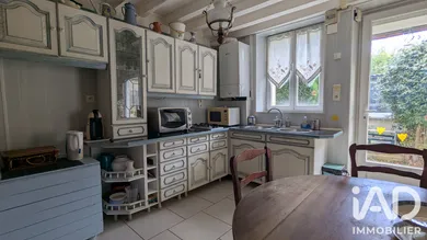 Maison de village à Augy (89290)