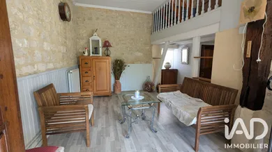 Maison de village à Augy (89290)