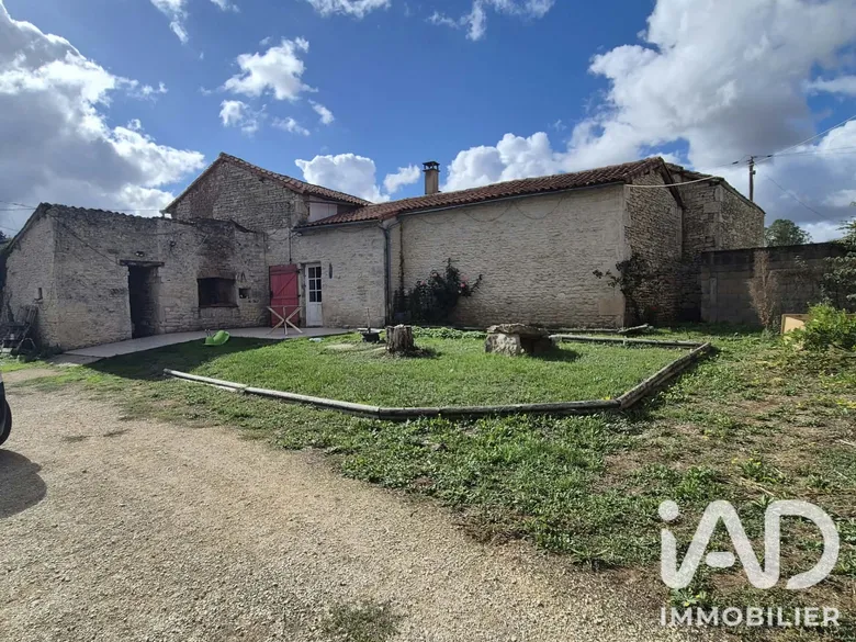 Maison 5 pièces 169 m² · à Val-de-Comporté · 169 m² · 111 000 €