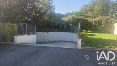 Parking in Saint-Fargeau-Ponthierry (77310)
