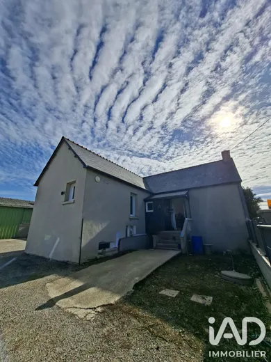 Maison de campagne à Cléden-Poher (29270)