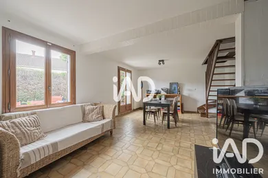 Maison traditionnelle à Vémars (95470)