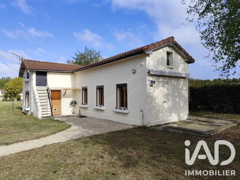 Maison 3 pièces 54 m² · à Saint-Léger-sous-Margerie · 54 m² · 119 000 €