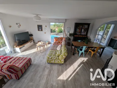 Maison à Varrains (49400)