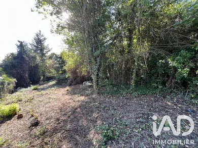 Terrain à bâtir à Magny-en-Vexin (95420)