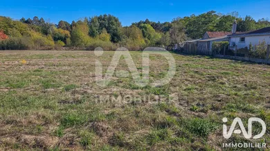Terrain à bâtir à Noyers (45260)