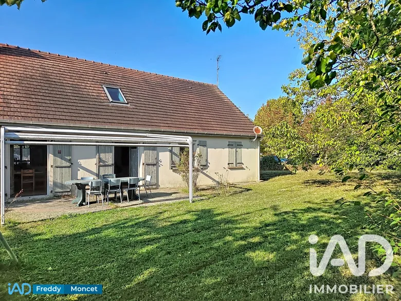 Maison 8 pièces 157 m² · à Égly · 157 m² · 339 000 €