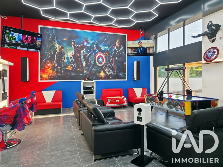 Local commercial 135 m² · à Magalas · 135 m² · 165 000 €