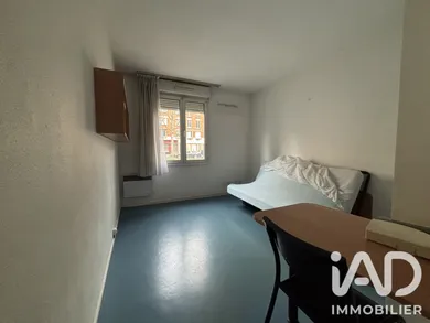 Apartment in Paris (75020)