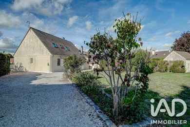 Maison traditionnelle à Claye-Souilly (77410)