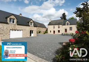 Maison de campagne à COMMER (53470)