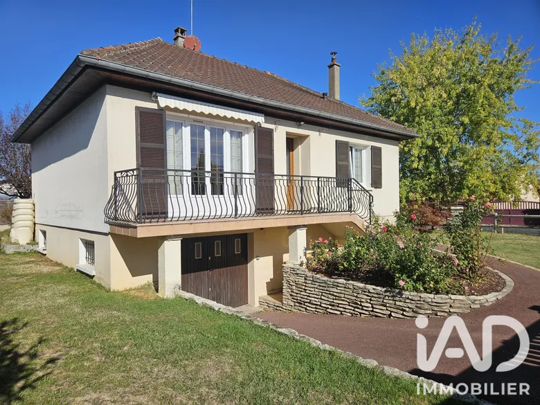 Maison 3 pièces 72 m² · à Villeneuve-sur-Yonne · 72 m² · 150 000 €