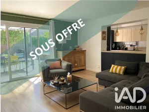 Townhouse in Eysines (33320)