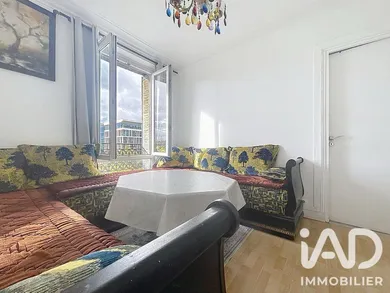 Appartement à Saint-Denis (93210)