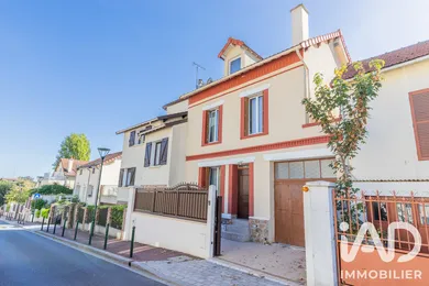 Maison à Le Plessis-Robinson (92350)