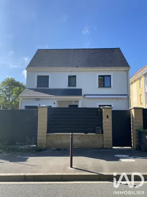 Traditional house in Moret-Loing-et-Orvanne (77250)