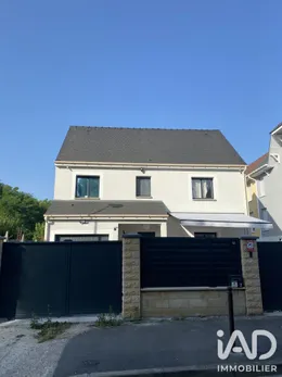 Traditional house in Moret-Loing-et-Orvanne (77250)
