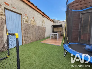 House in Ambarès-et-Lagrave (33440)