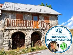 Village house in Le Sauze-du-Lac (05160)