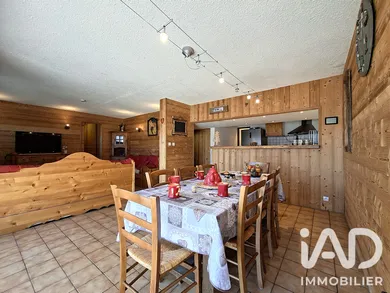 Appartement à Auris (38142)