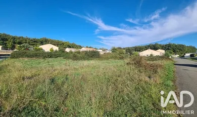 Terrain à bâtir à Ligugé (86240)