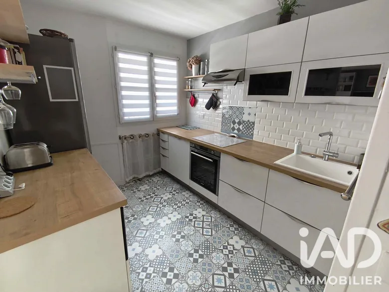 Appartement 4 pièces 100 m² · à Chartres · 100 m² · 232 000 €