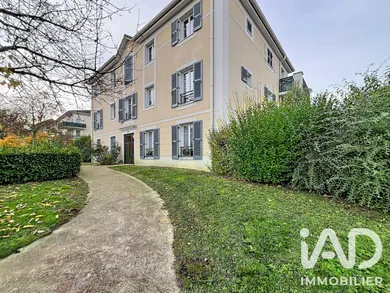Appartement à Magny-le-Hongre (77700)