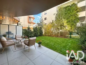 Appartement à Décines-Charpieu (69150)