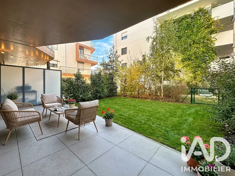 Appartement 3 pièces 58 m² · à Décines-Charpieu · 58 m² · 249 000 €