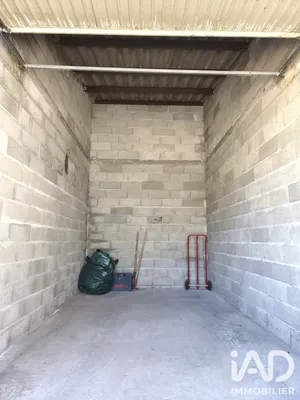 Garage in Donzère (26290)