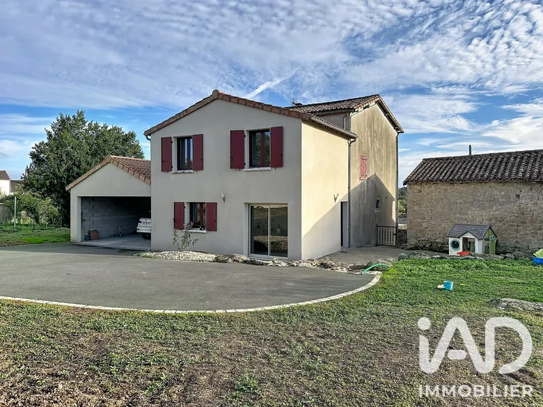Maison 5 pièces 104 m² · à Azay-sur-Thouet · 104 m² · 170 000 €