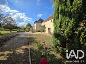 Maison traditionnelle à Tauriac (46130)