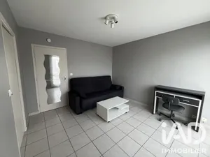 Apartment in Troyes (10000)