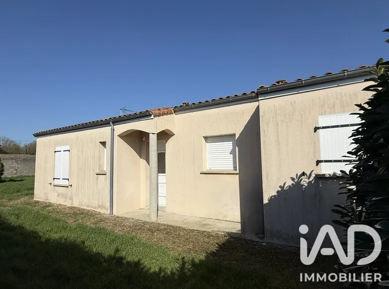 Maison 4 pièces 98 m² · à Fors · 98 m² · 165 000 €