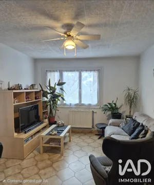 Apartment in Saint-Priest (69800)