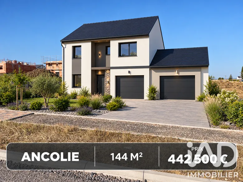 Terrain 807 m² · à Volstroff · 240 000 €