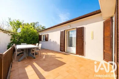 Cottage in Roquebrune-sur-Argens (83520)