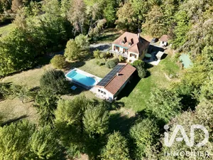 Maison traditionnelle à Vitrac (24200)