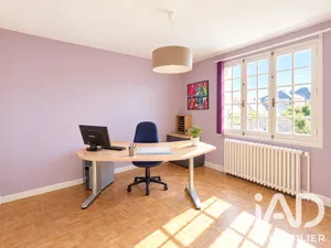 Townhouse in Château-Gontier (53200)