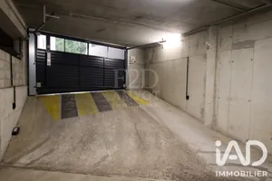 Parking in Vence (06140)