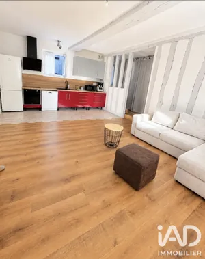 Apartment in Senlis (60300)