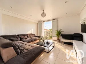 Apartment in Vallauris (06220)