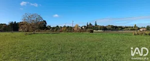 Land in Charras (16380)