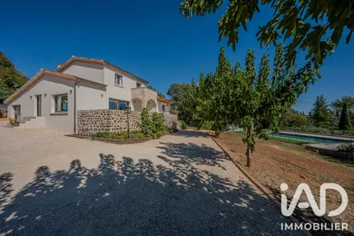 Maison de campagne à Vinezac (07110)