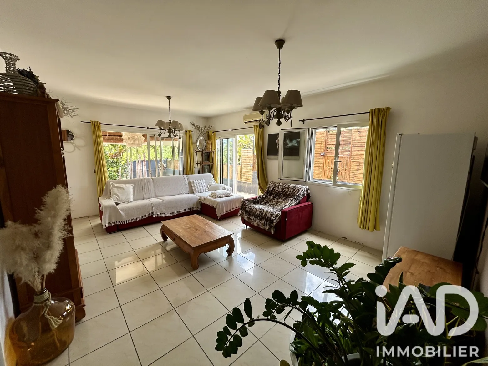 Vente maison à L'Étang-Salé (97427) : maison de ville 8 pièces 160 m² - 2138101 — 3